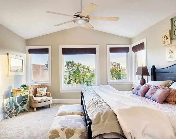 El ventilador de techo con luz de Westinghouse que está rebajado y que refrescará tu casa este verano con mucho estilo