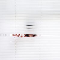 El 13 de marzo entrará en vigor una ley que obliga a las empresas de más de 50 empleados a crear un buzón de denuncias por corrupción 