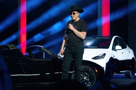 Tesla y Elon Musk cortan camino para cruzar de México a EE.UU. con un carril exclusivo en la frontera con Nuevo León