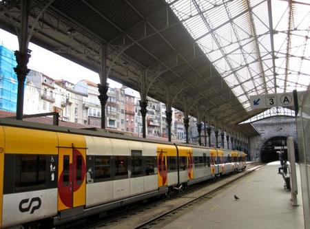 Andenes Sao Bento Oporto