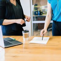 Los despidos masivos de las tecnológicas están siendo una sangría para los que creían que tenían empleo seguro: adiós a los jefes 