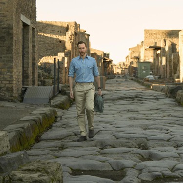 'Pompeya antes del desastre, con Tom Hiddleston'
