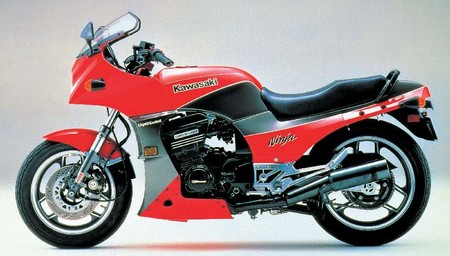 Kawasaki Gpz900r 84