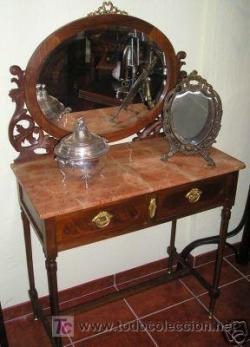 De tocador antiguo a mueble de lavabo