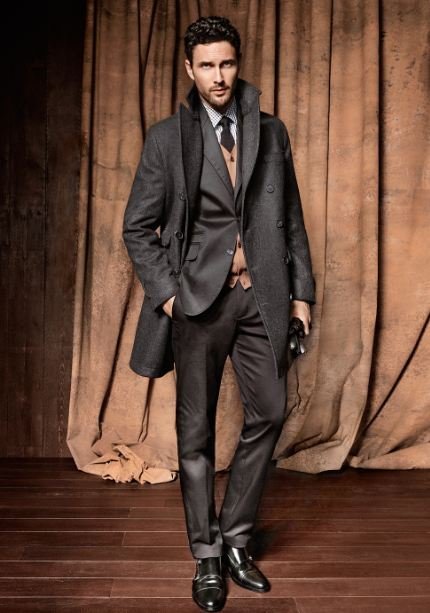 Abrigos que marcan tendencia este Otoño-Invierno 2011/2012. Especial <em>low cost</em> (IV)