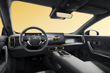 Leapmotor B05 interior salpicadero