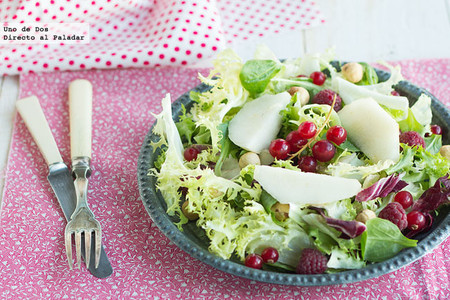 Ensalada de pera y avellanas. Receta