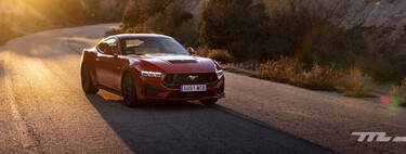 Probamos el último Ford Mustang GT: un coche deliciosamente pasional que todos deberíamos conducir al menos una vez en la vida