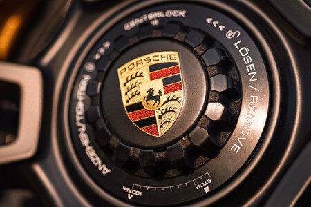 Porsche Logo 3