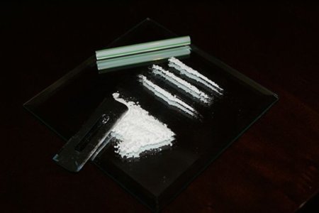 Los "creadores" se felicitan de que el Gobierno vaya a "atacar a la piratería, como se hizo con la droga"
