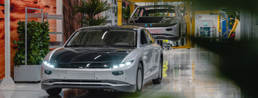 Los dos coches eléctricos solares más prometedores se tuercen: Lightyear está en quiebra y Sono Motors sigue sin lograr financiación