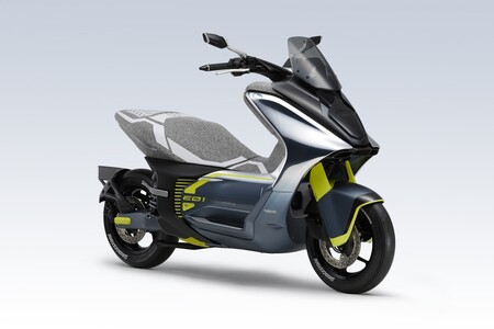 Yamaha E01