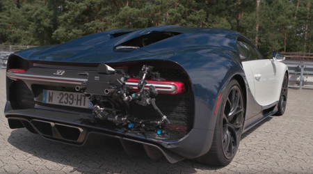 Chiron Coche Camara