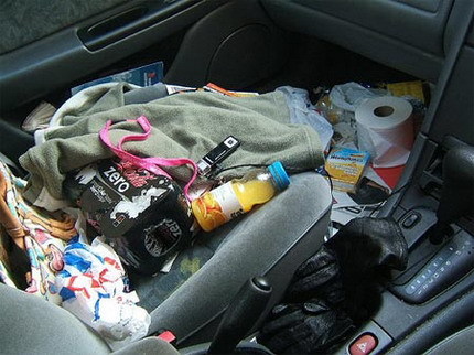 Interior coche sucio