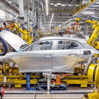 El Gobierno acaba de liberar otros 400 millones para impulsar la fabricación de coches eléctricos en España