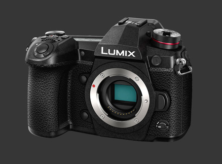 Panasonic Lumix G9, la nueva sin espejo de gama alta llega presumiendo de rapidez y cuerpo resistente