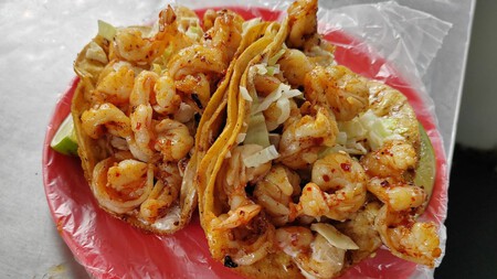 Estos son los tacos de camarón gigantes estilo Tijuana, una joya escondida en ciudad Neza que vas a querer probar