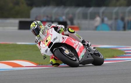 Andrea Iannone cierra la primera línea de parrilla