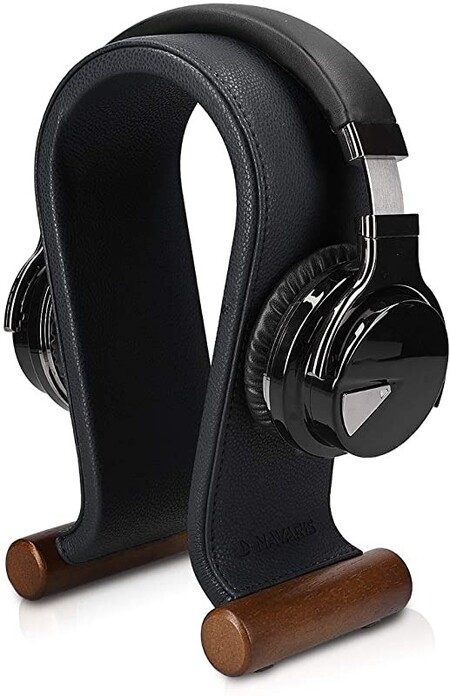 With These Headphone Stands Your Gamer Desk Will Be More Organized And Look More Modern Than Ever