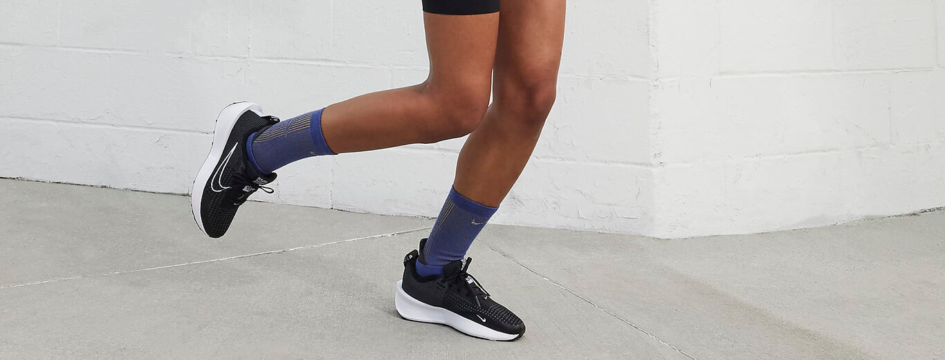 Nike liquida en su outlet las zapatillas de running perfectas para entrenar  en la ciudad y a precio casi regalado