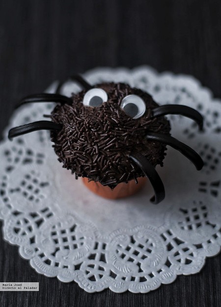 Arañas cupcakes. Receta de Halloween