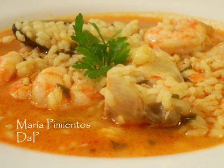 Arroz caldoso con sepia y langostinos. Receta