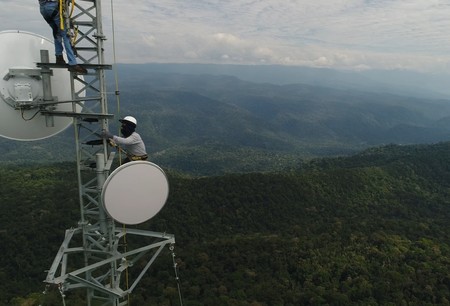 Telefónica y Facebook llevarán 3G y 4G al medio rural en Latinoamérica y crean 'Internet para Todos'