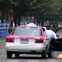 Los taxis de la CDMX contarán con botón de pánico