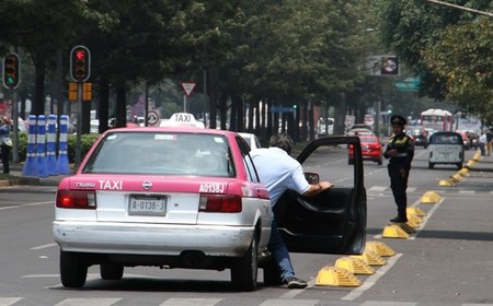 Los taxis de la CDMX contarán con botón de pánico