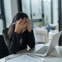 La generación más joven de México es también la más cansada: los centennials cada vez sufren más en el trabajo