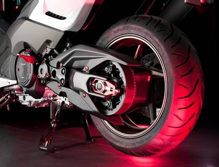 Tensor de correa Lightech para el Yamaha T-MAX 530