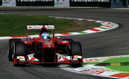 Fernando Alonso realiza una sólida carrera hasta la segunda posición