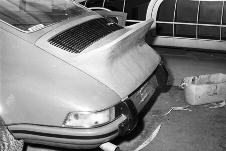 Die Ersten Versuche Den Spoiler Des Spaeteren 911 Carrera Rs 27 Coup Auf Ein 911 24 Coup Zu Modellieren 1972