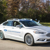 Así de discreto es el nuevo Ford Fusion Hybrid de conducción autónoma