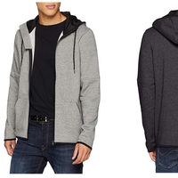 Desde 14,84 euros en Amazon podemos estrenar una  sudadera con capucha Jack & Jones Jcoalpha Sweat Zip Hood 