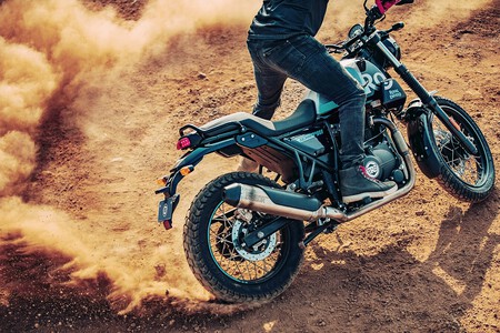 Royal Enfield Scram 411 2022 006