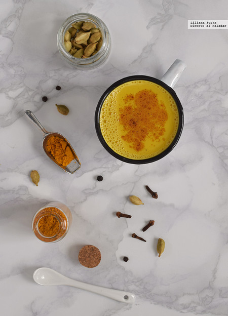 Cómo hacer golden milk o leche dorada. Receta reconfortante con opción vegana