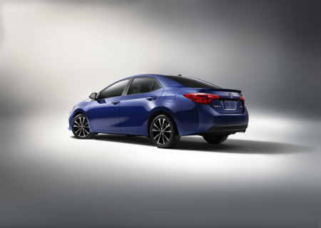 2017 Toyota Corolla Xse 2
