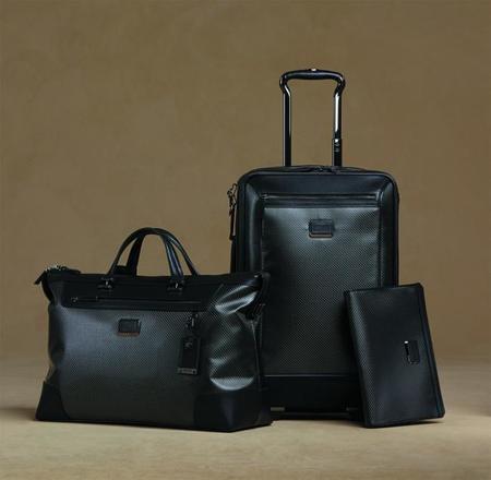 TUMI presenta la colección CFX: bolsos de viaje con mucho estilo
