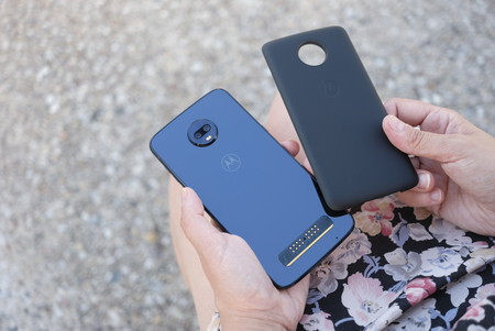 Mejores ofertas en móviles hoy: Xiaomi Mi Play por 149 euros, Huawei Mate 20 por 399 euros y varios Motorola rebajados