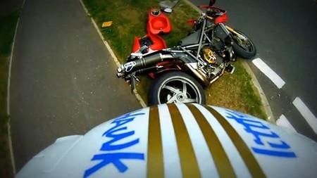 Mira papá como reviento tu Ducati