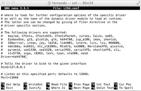 Editando LCDd.conf en nano, un estupendo editor que podemos instalar en la Raspberry Pi