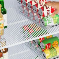 Uno de mis últimos descubrimientos es este organizador de latas para la nevera. He ganado espacio y tenerlas mucho más a mano