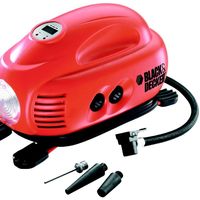 Chollo: por sólo 15,75 euros tenemos el compresor de aire Black & Decker ASI200 en Amazon 