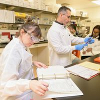 La IA tiene palabras favoritas como delve y ahora sabemos por qué. La respuesta está en Nigeria