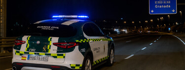 La DGT multa por exceso de velocidad a cuatro guardias civiles que perseguían a unos ladrones, pero el fiscal lo archiva: "En 30 años no he visto nada igual"