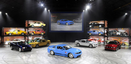 El 2010 Ford Mustang se presenta en Los Ángeles bien acompañado