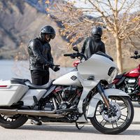 Harley-Davidson e Indian están a mamporros por el 'Trono de Hierro' y esto no ha hecho más que empezar