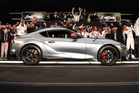 El primer Toyota GR Supra hace pedazos las expectativas y se vende por 39 millones de pesos