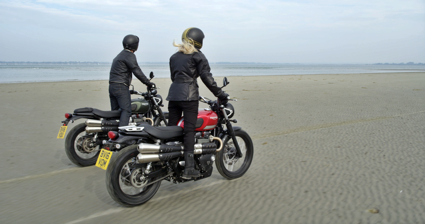 Triumph amplía su familia de clásicas con la nueva Street Scrambler